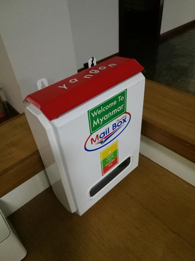 Dengba Hostel Yangon Ngoại thất bức ảnh