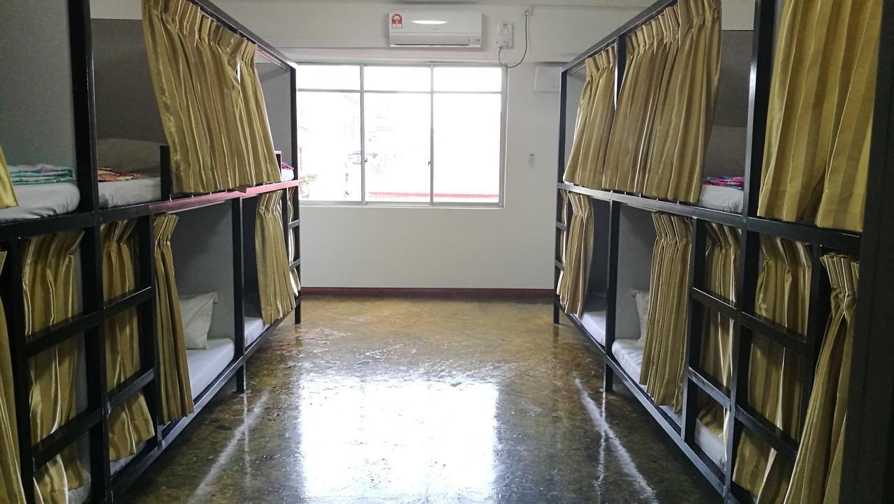 Dengba Hostel Yangon Ngoại thất bức ảnh