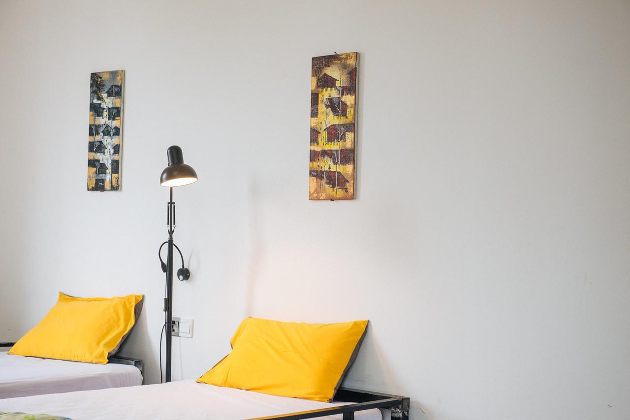 Dengba Hostel Yangon Ngoại thất bức ảnh