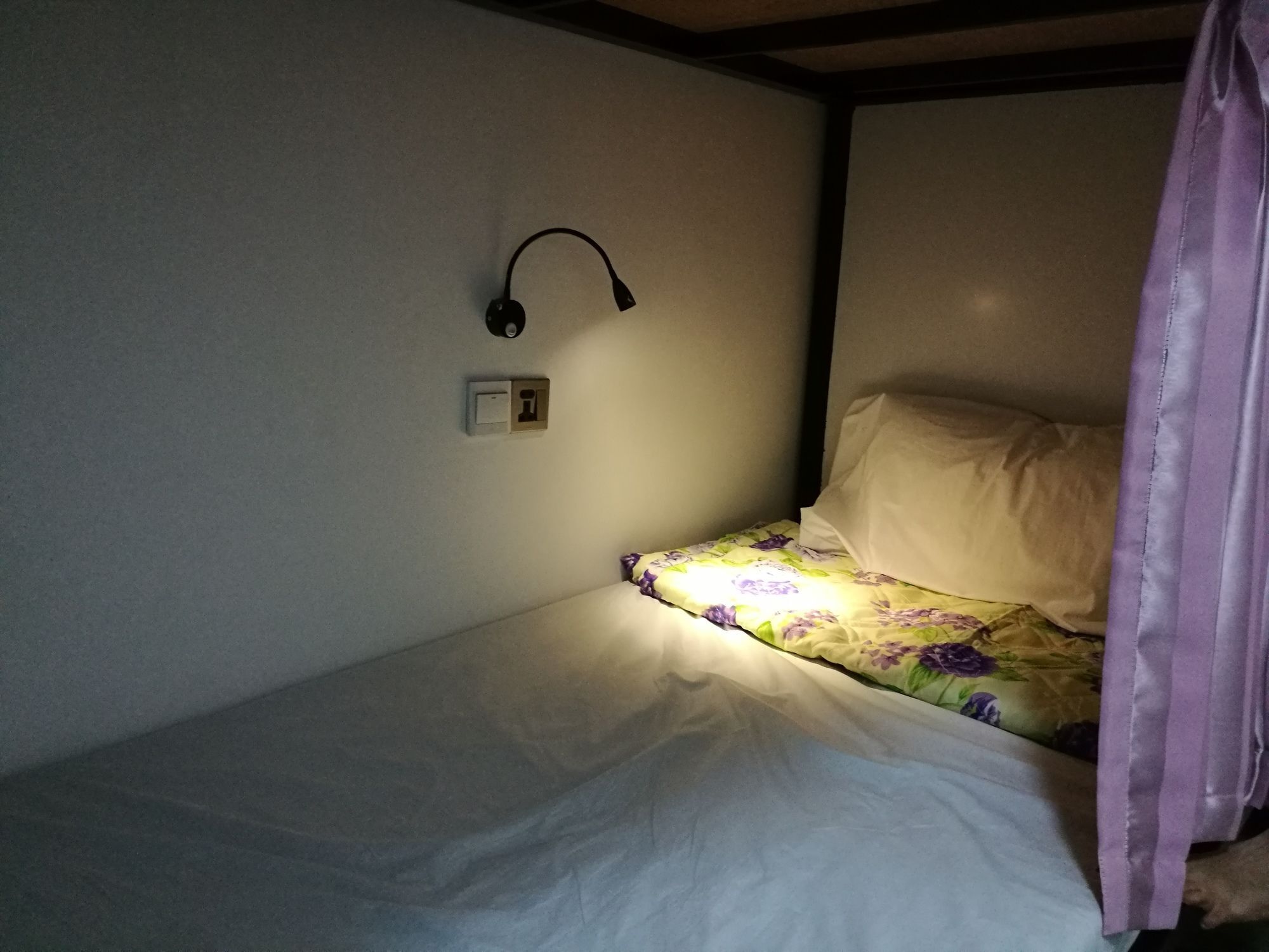 Dengba Hostel Yangon Ngoại thất bức ảnh