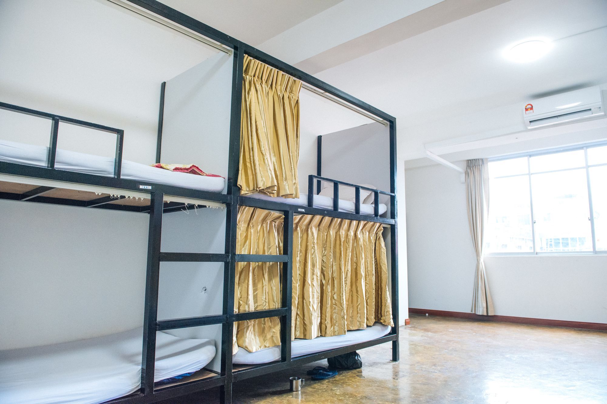 Dengba Hostel Yangon Ngoại thất bức ảnh